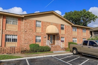 404 Banyon Tree Cir Unit 200, Maitland, FL 32751