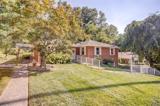 2203 Edwards St, Alton, IL 62002
