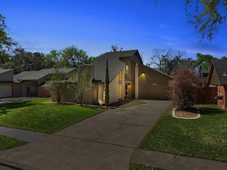 4054 Watters Rd, Pasadena, TX 77504