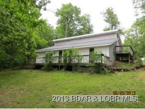 99 Porcupine Ln, Linn Creek, MO 65052
