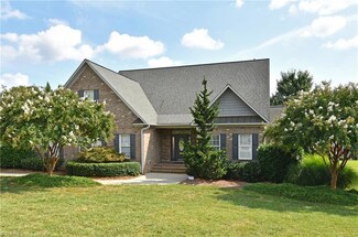 6058 Old Orchard Rd, Kernersville, NC 27284