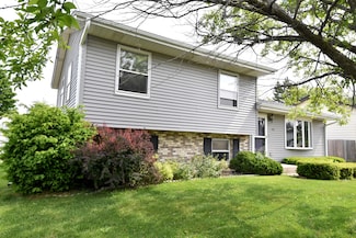 1724 Edgewood Ave, South Milwaukee, WI 53172