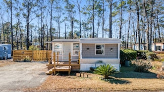 154 Offshore Dr, Murrells Inlet, SC 29576