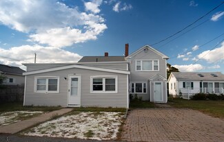 48 Wankinco Ave, Wareham, MA 02571