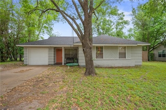 4212 Carter Creek Pkwy, Bryan, TX 77802
