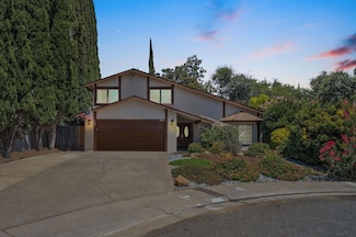 2855 Gentry Ct, Sacramento, CA 95827