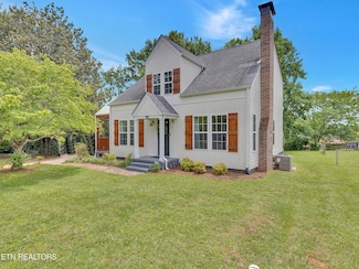 1100 Cedar Ln, Knoxville, TN 37912