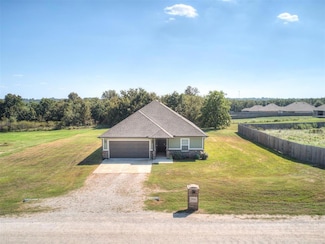 29261 Spur Cir, McLoud, OK 74851
