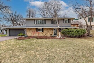 6472 Xenium Ln N, Osseo, MN 55311