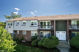 34 Deanna Dr Unit 96, Hillsborough, NJ 08844