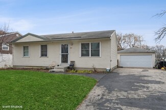 662 Marine Dr, Wauconda, IL 60084
