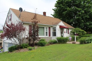 8 Highland Ave, Adams, MA 01220