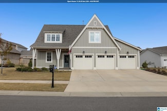 7734 Raleigh Dr, Trussville, AL 35173