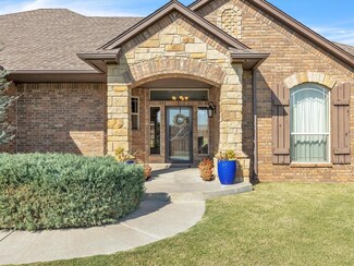 7319 N Shore Dr, Tuttle, OK 73089