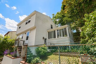 50 Earl St, Malden, MA 02148