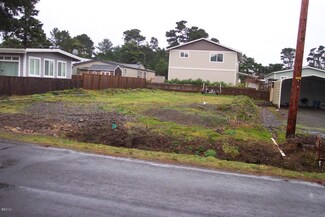 230 Wesler St, Lincoln Beach, OR 97388