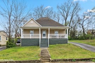 2231 Virginia Ave, Knoxville, TN 37921