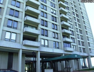 2 Bratenahl Place Unit 9B, Cleveland, OH 44108