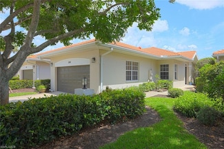 2041 Crestview Way Unit A11, Naples, FL 34119