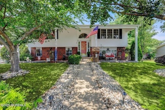 12 Arkansas Dr, Jackson, NJ 08527