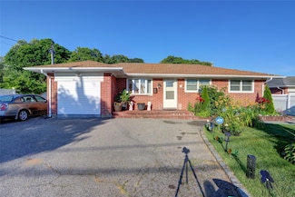 11 Orient Ave, Brentwood, NY 11717