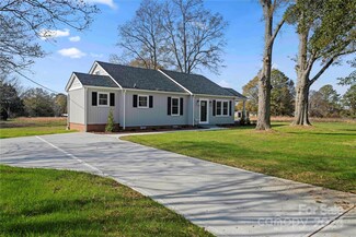 1816 Sulphur Springs Rd, Shelby, NC 28152