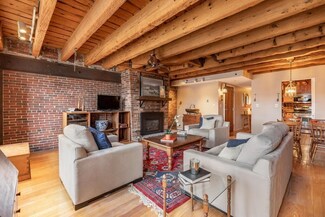 75 Fulton St Unit 22, Boston, MA 02109