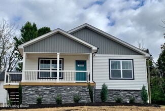 1618 E Crystal Dr, La Grange, KY 40031