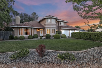 20340 Greenview Dr, Redding, CA 96002