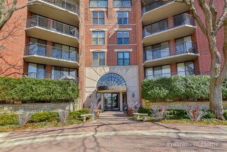 511 Aurora Ave Unit 511, Naperville, IL 60540