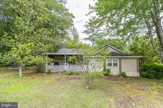 7235 Macedonia Rd, Woodford, VA 22580