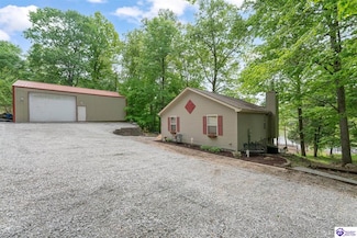 374 Christopher Ln, Leitchfield, KY 42754