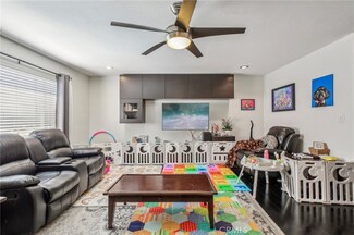 3939 N Virginia Rd Unit 216, Long Beach, CA 90807