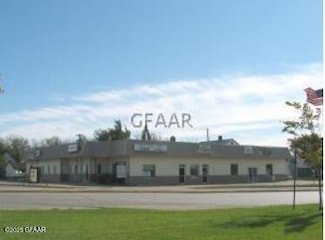 910 Central Ave NE Unit A, East Grand Forks, MN 56721