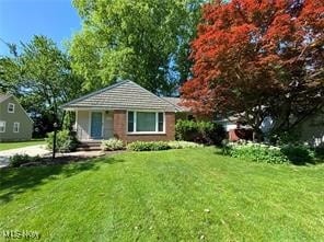 32984 Linden Dr, Solon, OH 44139