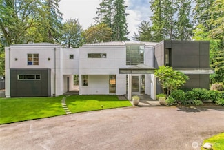21115 SE 27th St, Sammamish, WA 98075