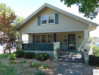 406 S 3rd St, Clinton, MO 64735
