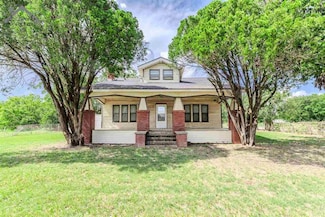 2100 Maurine St, Wichita Falls, TX 76306