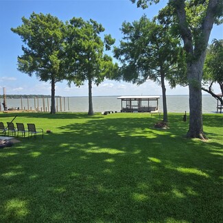 500 High Crest Dr, Pointblank, TX 77364