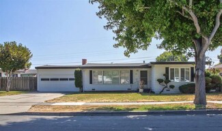 1174 Polk St, Salinas, CA 93906