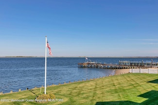 324 Shore Dr Unit E-4, Highlands, NJ 07732