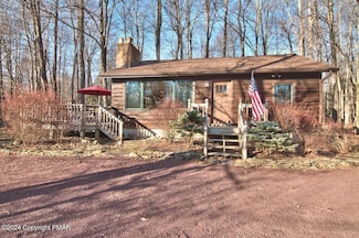 5187 Woodland Ave, Pocono Pines, PA 18350