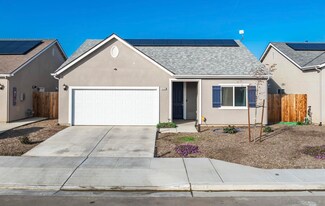 13722 Larkspur Way, Armona, CA 93202