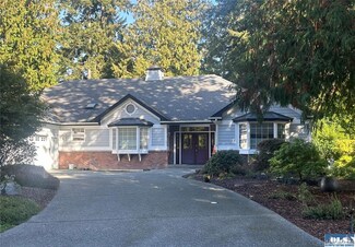121 Arnold Palmer Pkwy, Sequim, WA 98382