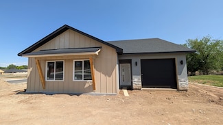 2646 B 1 2 Rd, Grand Junction, CO 81503
