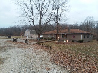 36307 Monroe Road 654, Perry, MO 63462