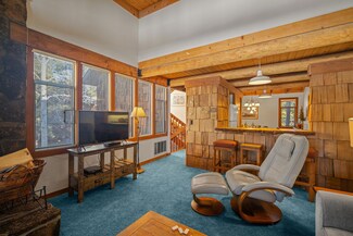 57137 Brassie Ln Unit 30, Sunriver, OR 97707