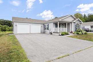 14 David Dr, Scarborough, ME 04074