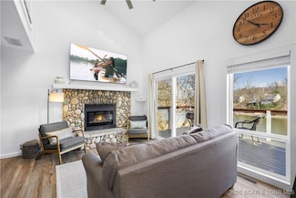 855 Ginger Rd, Lake Ozark, MO 65049