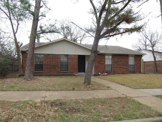 7445 Emory Oak Ln, Dallas, TX 75249